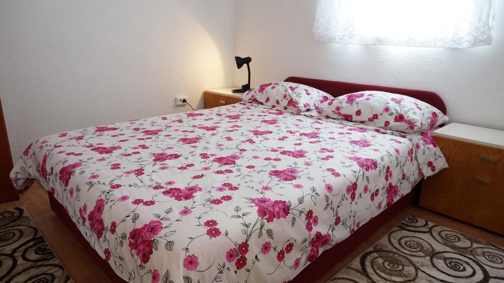 Apartments Red Rose Nin Εξωτερικό φωτογραφία